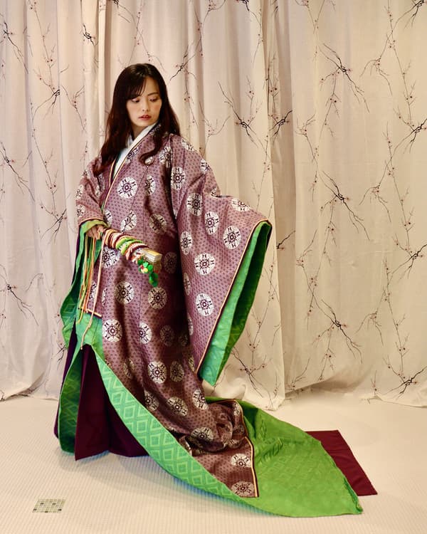 [Heian Costume Activity] Transform yourself into Kaguyahime and take pictures in a Ko-Uchigi in Tokyo! (Three Styles to Choose From!)