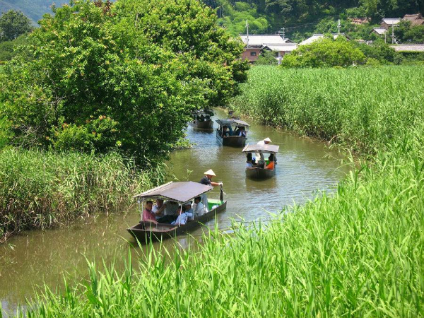 [Ages 23+/Weekends and holidays] Visit Japan's most famous water village ◆ Tickets for the "Waterway Tour" Rowboat Ride