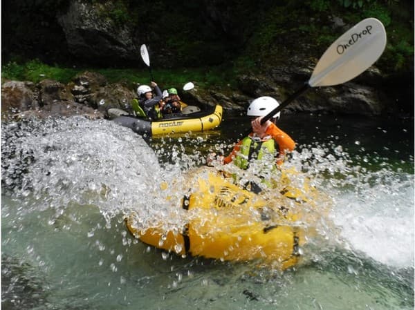 Half-day introductory tour♪ Dare the headwaters of the Tone River in the popular packraft!