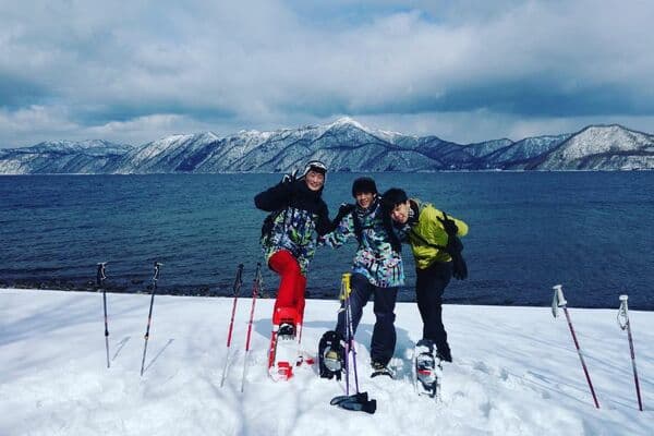 Snowshoeing around Lake Shikotsu (For Beginners)