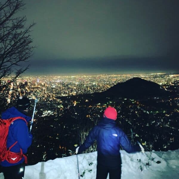 Guide to the best night view spots ☆ Night Hike at Mt. Sankakuyama <Beginner Level>