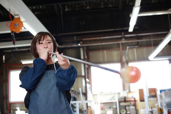 An Easy 45-Minute Challenge! Original Glass Making Experience in Tokyo at “TOKYO GLASS ART” - Tokyo