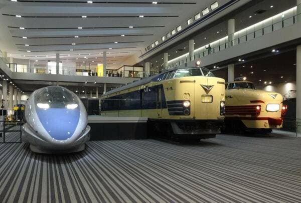 [Elementary School Student Ticket: Ages 7-12 (Student ID Required)/Middle School Student Ticket: Ages 12-15 (Student ID Required)] Admission Ticket to Kyoto Railway Museum, One of the Largest Railway Museums in Japan