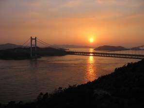 Visit the best places to see the Sunset over the Seto Inland Sea! Ticket for the Mt. Washuzan Sunset View Bus