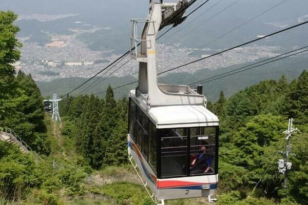 [Ages 12+] Kyoto Eizan Funicular/Ropeway Round-Trip Ticket