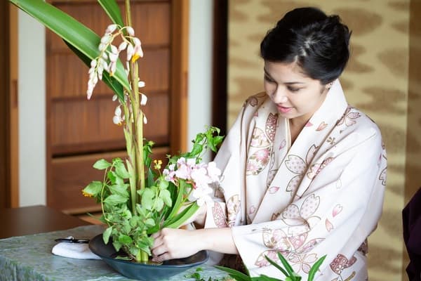 SASAGIRIAN's Kado (Flower Arrangment) Experience - Okinawa