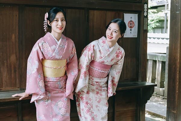 [Kimono Miyabi, Asakusa Station Branch] Complete Kimono Rental & Dressing! Premium Set - Asakusa