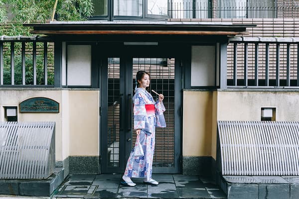 [Kyoto Kimono Miyabi, Kiyomizudera Branch] Complete Kimono Rental & Dressing! Komon Kimono Set - Kyoto