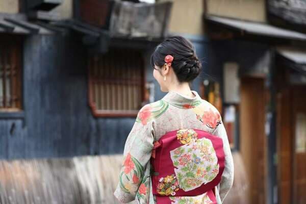 Kimono Experience In Gion: Komon Otaiko Plan - Kyoto